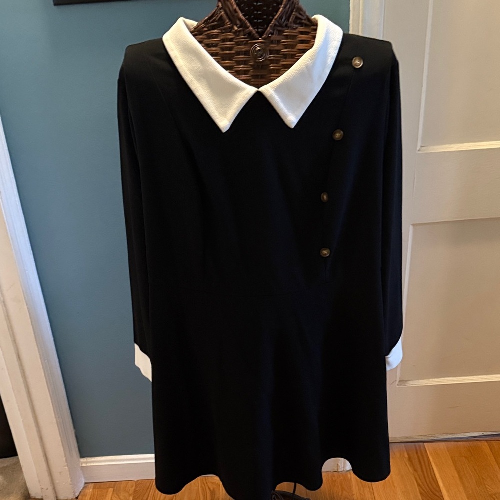 SHEIN Black and White Buttoned Dress